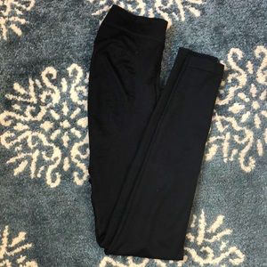 BLANQI maternity black leggings -Small